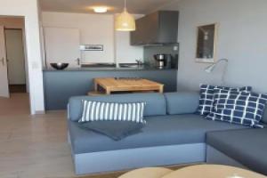 Strandhotel Wohnung 62, Даме