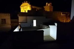 La Gemma del Sud, Аветрана