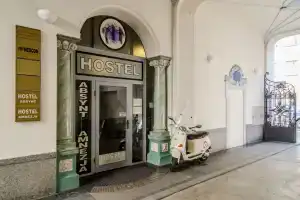 Absynt Hostel Wrocław, Вроцлав