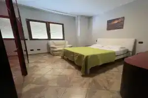 Elly Seaside Apartment, Дуррес