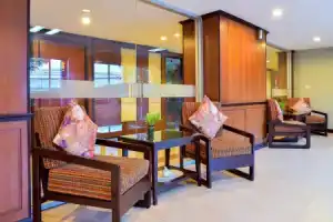 Season Palace Huahin Hotel, Ча-Ам