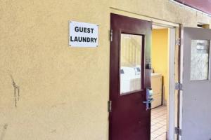 Budgetel Inn - Phenix City, Колумбус