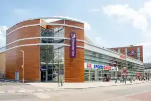 Отель «Premier Inn Wandsworth», Лондон