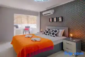 Hadrian Nest 3BR Apartment Opposite Hadrian’s Gate, Анталья
