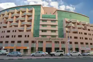 Parkside Hotel Apartment, Дубай