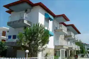 Fay Boutique Hotel, Торони