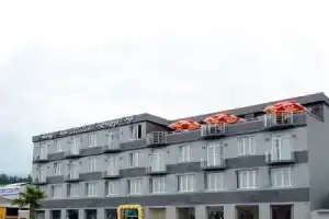 Green Hotel, Батуми