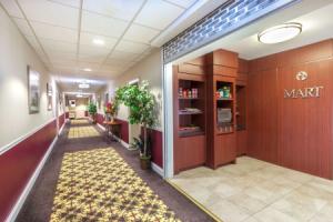 Ramada by Wyndham Jersey City, Джерси-Сити