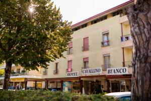 Hotel «Cavallino Bianco», Каваллино