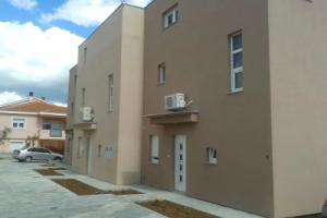 Apartments Orange AE1044, Задар