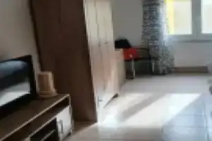C & D Karlovasi studio, Карловаси