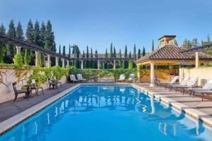 The Lodge at Healdsburg, Tapestry Collection by Hilton, Хелдсбург