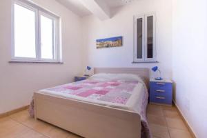 Appartamento Bella Vista with sea view-Bella Vista, Поццалло