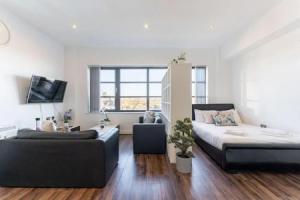 Lavish Loft Conversion - Amazing Location, Бирмингем