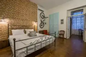 Doors Meidan Design Hotel, Тбилиси