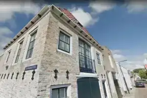 Ons Pakhuisje Harlingen, Харлинген