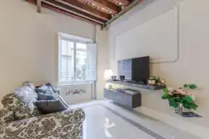 Casa Aurora in Lucca, Лукка