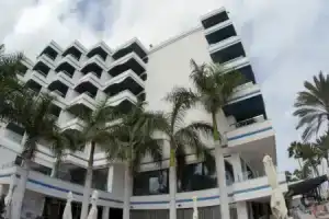 Hotel «Faro, a Lopesan Collection Hotel», Маспаломас