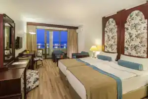 Hotel «Imbat», Кушадасы