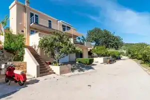 Amazing Apartment in Vela Luka With Wifi and 2 Bedrooms, Вела Лука