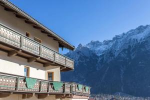 Ferienwohnung Bernstein, Миттенвальд