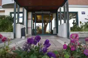 Hotel Palace 2000, Помеция