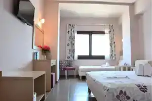 Hotel «Manthos Blue», Агиос Иоаннис