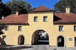 Apartments Am Spitalthor, Штраубинг