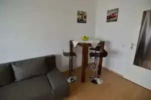 Studio Apartment Refrath, Бергиш-Гладбах