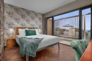 Beachhouse Hotel, Зандворт