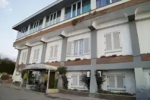 Hotel «La Tripergola», Поццуоли