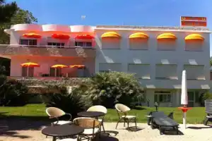 Hotel «Capo Circeo Centro Benessere & Padel», Сан-Феличе-Чирчео