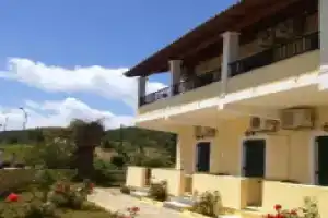 Rose Garden Rooms, Мораитика
