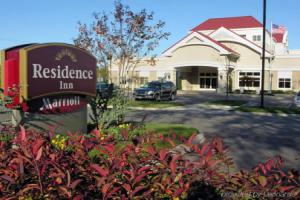 Апартаменты «Residence Inn by Marriott Airport», Норфолк