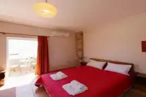 Aktaion Hotel, Монемвасия