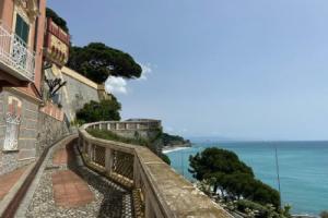 Suite 5 Stelle Nel Borgo di Celle Ligure, Челле-Лигуре