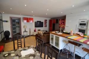 Appartement 4p/6pers. avec Terrasse / Jacuzzi by MyNice, Ницца