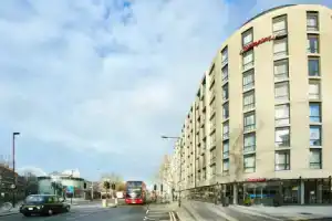 Отель «Hampton by Hilton London Waterloo», Лондон