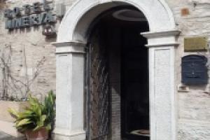 Hotel «Minerva», Ассизи