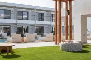 Paralos Kyma Dunes Adult Only, Мастихари