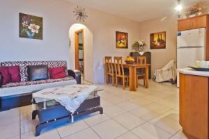 One Bedroom Apartment, Карпатос