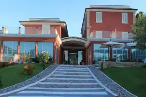 Il Parco Sul Mare Resort & Spa, Торторето