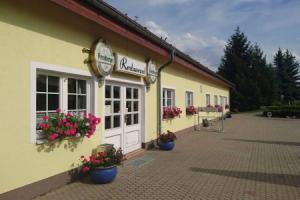 Hotel «-Pension Am Mühlberg», Люббенау