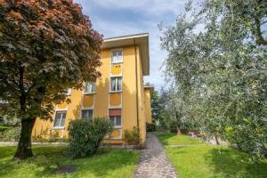 Elena Apartment - Family Friendly, Сало