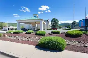 Motel «6-Williams, AZ - West - Grand Canyon», Уильямс