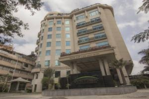 Goldfinch Hotel Bangalore, Бангалор