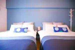 Weekend Apartment 405, Фукуока