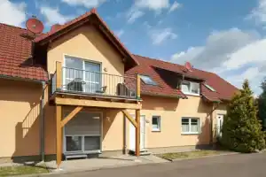 Ferienwohnungen "Am Waidweg", Бад-Лангензальца