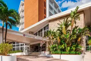 Best Western Plus Atlantic Beach Resort, Майами Бич