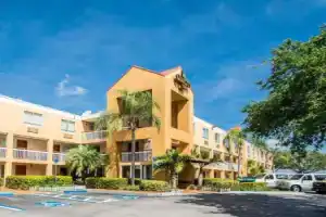 Отель «Quality Inn Miami Airport - Doral», Майами